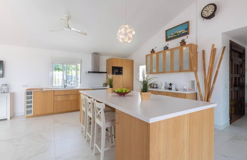 New Golden Mile House | Discover Finca "Almijan Alegria": Oceanfront Retreat with Pool