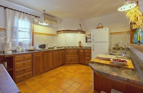 Buger Villa | Finca Antonio: Family Retreat with Pool Near Buger, Mallorca