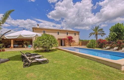 Buger Villa | Finca Antonio: Family Retreat with Pool Near Buger, Mallorca