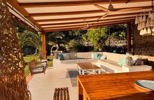 Candeleda House | Experience Finca Aprisco de Candeleda with Oceanfront Views
