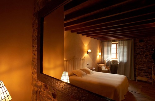 Viveiro House | Exceptional Finca Areal: Spa, Breakfast & Child Friendly