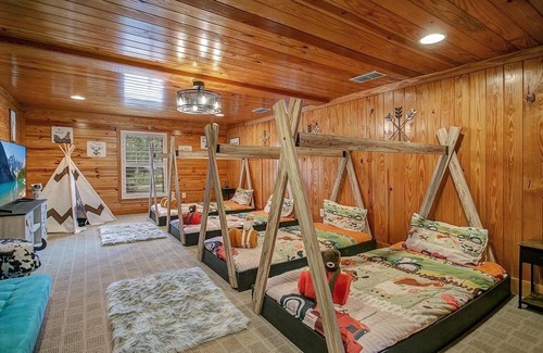 Umatilla Other | Experience Finca Bella: Unique Farmhouse with Animals