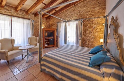 Caimari Hotel | Discover Finca Binibona Parc Natural: 4-Star Oceanfront Retreat