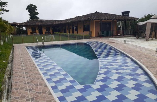 Filandia House | Relaxing Retreat at Finca Cafetera in Finlandia Quindio