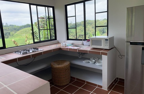Filandia House | Tranquil Finca Cafetera: Nature Retreat with Spa & Hot Tub