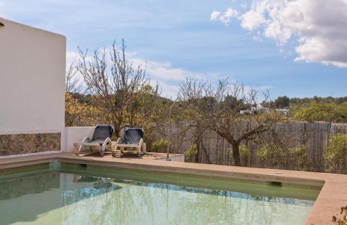 Santa Eulalia del Rio House | Finca Can Paci: Family-Friendly Retreat with Pool & Pets