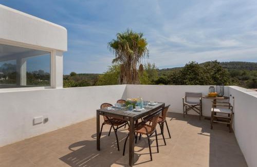 Santa Eulalia del Rio House | Finca Can Paci: Family-Friendly Retreat with Pool & Pets