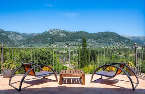 Campanet Villa | Experience Finca Can Puput: 4-Star Family Retreat with Pool