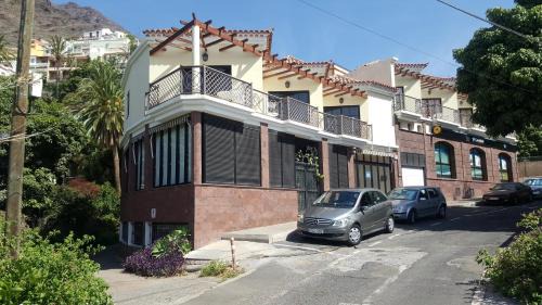 La Calera Apartment | Cozy Finca Contero: Ocean View & Family-Friendly Retreat