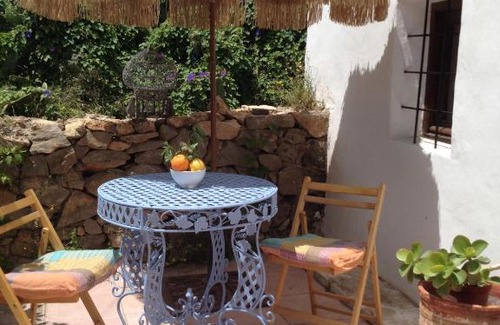 Sant Antoni de Portmany House | Idyllic Finca Ecológica Ibicenca with Ocean View & Breakfast