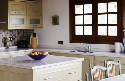 Arges House | Exclusive Finca with Pool 6 km from Toledo's Old Town