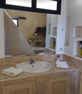 Cortegana House | Discover Finca El Manzano: Pet-Friendly Oasis by the Sea