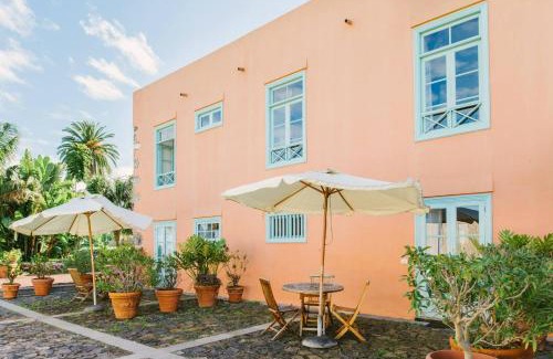 Los Realejos Apartment | Relax at Finca el Patio: Family-Friendly with Pool & Breakfast