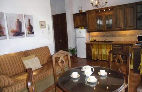 Tejina Apartment | Relaxing Finca El Picacho Apartments near Beach & Pool