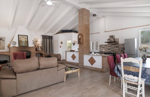 Olvera Villa | Relax at Finca El Porvenir: Pool, Spa & Mountain Views