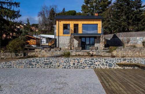 Navacerrada Apartment | Discover Finca el Veinti9: Family-Friendly with Pool
