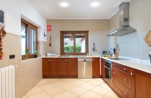 Felanitx Villa | Villa Es Puig De Los Pinos: Relax by the Pool & Ocean Views
