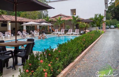 Santa Fe de Antioquia Hotel | Relax at Finca Hotel Guali Santafe with Pool & Hot Tub
