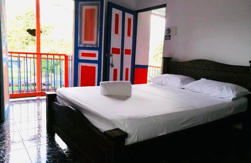 Filandia Hotel | Cozy Finca Hotel Paisaje Cafetero with Pool & Pet-Friendly