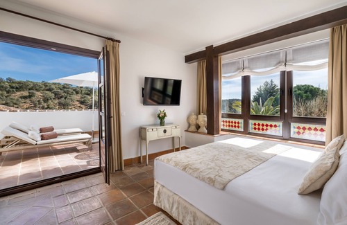 La Bobadilla Hotel | Indulgent La Bobadilla, a Royal Hideaway Hotel Retreat