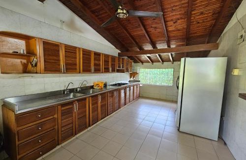 Santa Fe de Antioquia House | Experience Finca la Querendona: Pet Friendly & Oceanfront