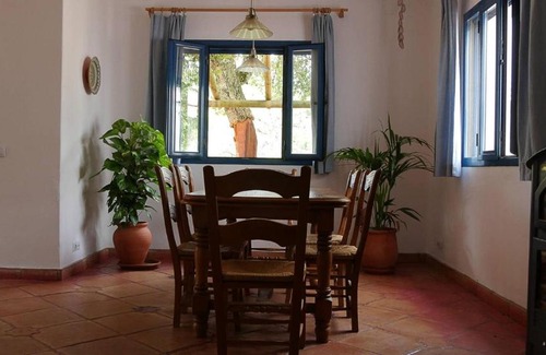 Santa Ana la Real Ski Chalet | Pet-Friendly Paradise at Finca La Tejonera - 9/10 Rating