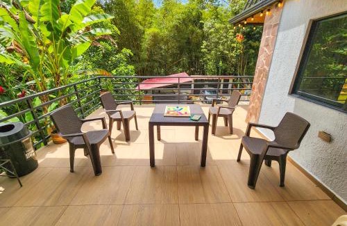 Portachuelo Villa | Finca,lago de pesca,piscina natural,moderna