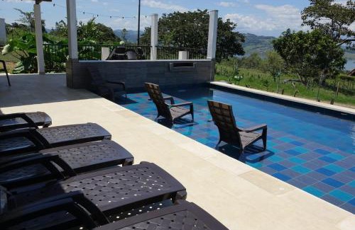 Calima Villa | Pet-Friendly Retreat at Finca Las Aguas - Rated 9.6/10