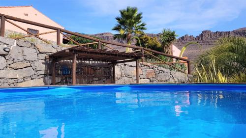 Los Palmitos House | Discover Finca Las Olivas: Heated Pool & Oceanfront Views