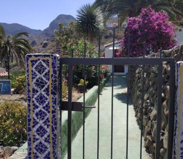 Hermigua Ski Chalet | Discover Finca Lomo Grande: Pet & Child Friendly Retreat