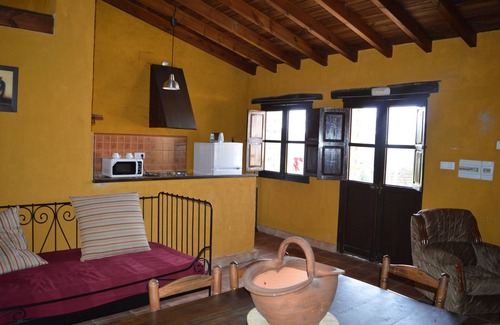 El Madrono Apartment | Discover Finca Los Caleros: Pet-Friendly Oasis with Pool