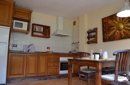 Los Realejos Cottage | Discover Finca Los Castaños: Spa & Family-Friendly Retreat