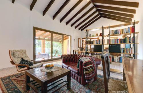 Jimena de la Frontera House | Exceptional Family Retreat at Finca Los Pajaros - 4 Stars