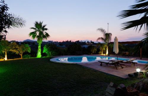 Alhaurin el Grande House | Discover Finca Los Sueños: Family-Friendly with Pool Access