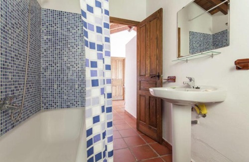 Galaroza House | Discover Finca Montemateo: Oceanfront Retreat with Pool