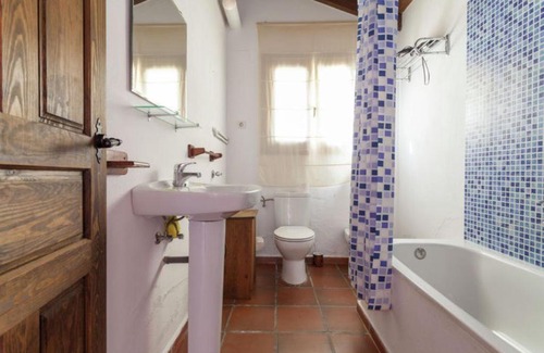 Galaroza House | Discover Finca Montemateo: Oceanfront Retreat with Pool