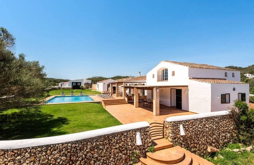 Mahon Villa | Finca Na Bona: Ideal Getaway with Pool & Spa in Menorca