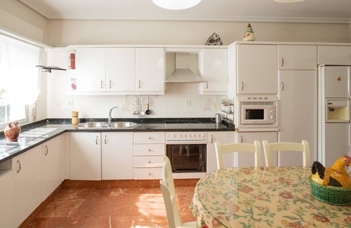 Niebla Villa | Escape to Finca Real de Niebla with Pool and Spa Amenities