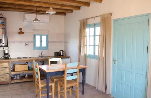 Vista Flores Cabin | Finca Rosablanca: Guest Rated 10/10 - Pet Friendly Escape