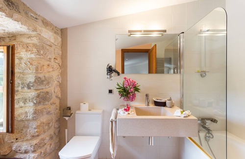 Selva Hotel | Son Ametler: 4-Star Escape with Pool & Spa Amenities