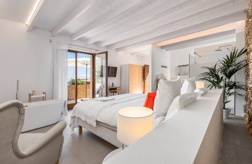 Selva Hotel | Relax at Son Arnau: 4-Star Retreat with Pool & Spa