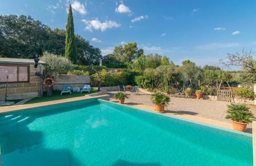 Sineu Villa | Discover Finca Son Matginet: Family-Friendly Getaway