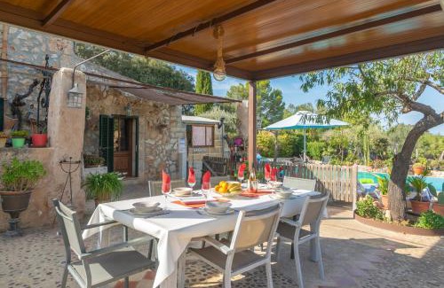 Sineu Villa | Discover Finca Son Matginet: Family-Friendly Getaway