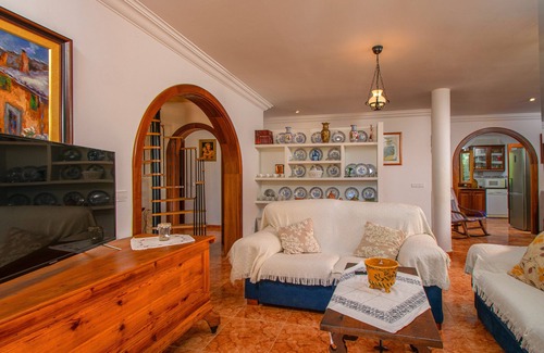 Buger Cottage | Elegant Finca SON TRESCO in Buger with Pool & Spa