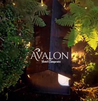 Jardin Hotel | Family-Friendly Avalon Hotel Campestre with Hot Tub & Breakfast