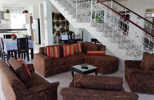 Pueblo Tapao Ski Chalet | Family-Friendly Finca Turística Quindío Near Parque del Café