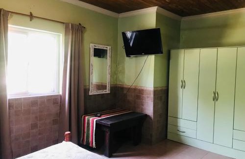 La Banda House | Discover Finca Victoria: Family-Friendly & Pet Friendly Retreat