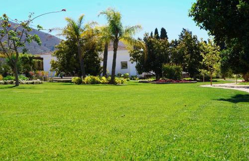 Motril Villa | Pet-Friendly Retreat at Finca Yantar with Ocean Views