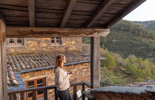 Lousa House | Escape to Serenity: Enjoy a Digital Detox Experience
