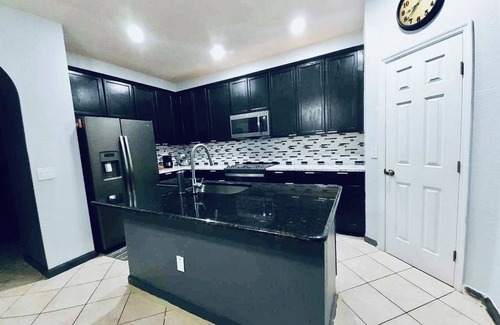 Trafalgar Village House | Find Tranquility at Our Oasis Vacation Home Retreat
